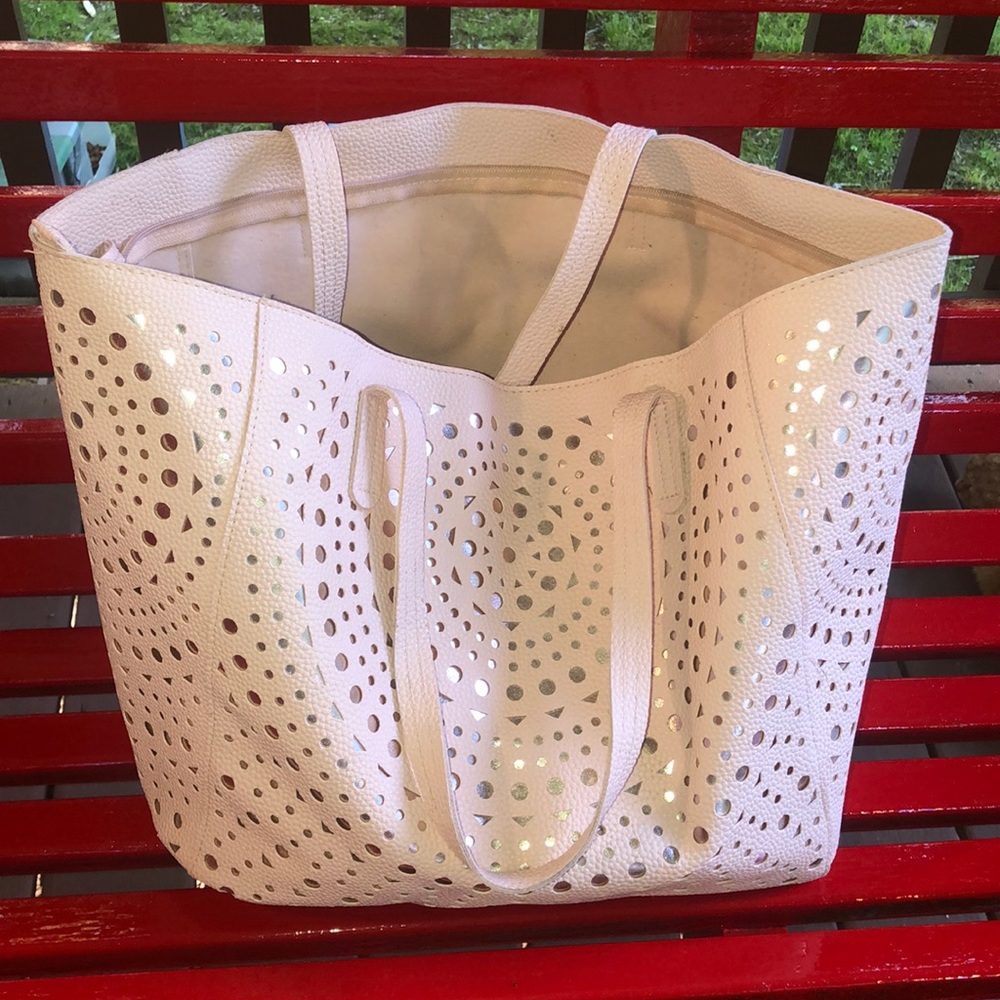 Tote